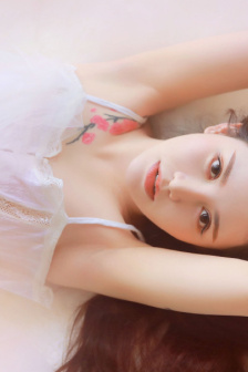 年轻女老板做愛